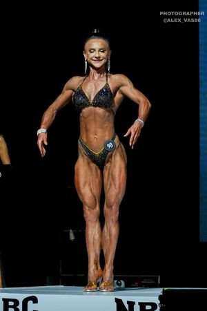 FIGURE НОВИЧКИ